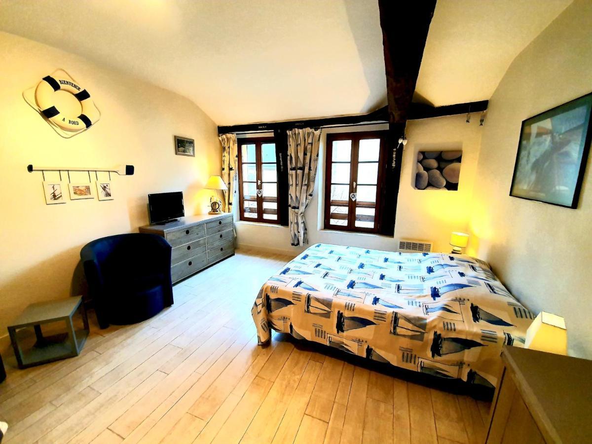 Studio Convivial En Plein Coeur Du Centre Historique De Vannes Apartamento Exterior foto